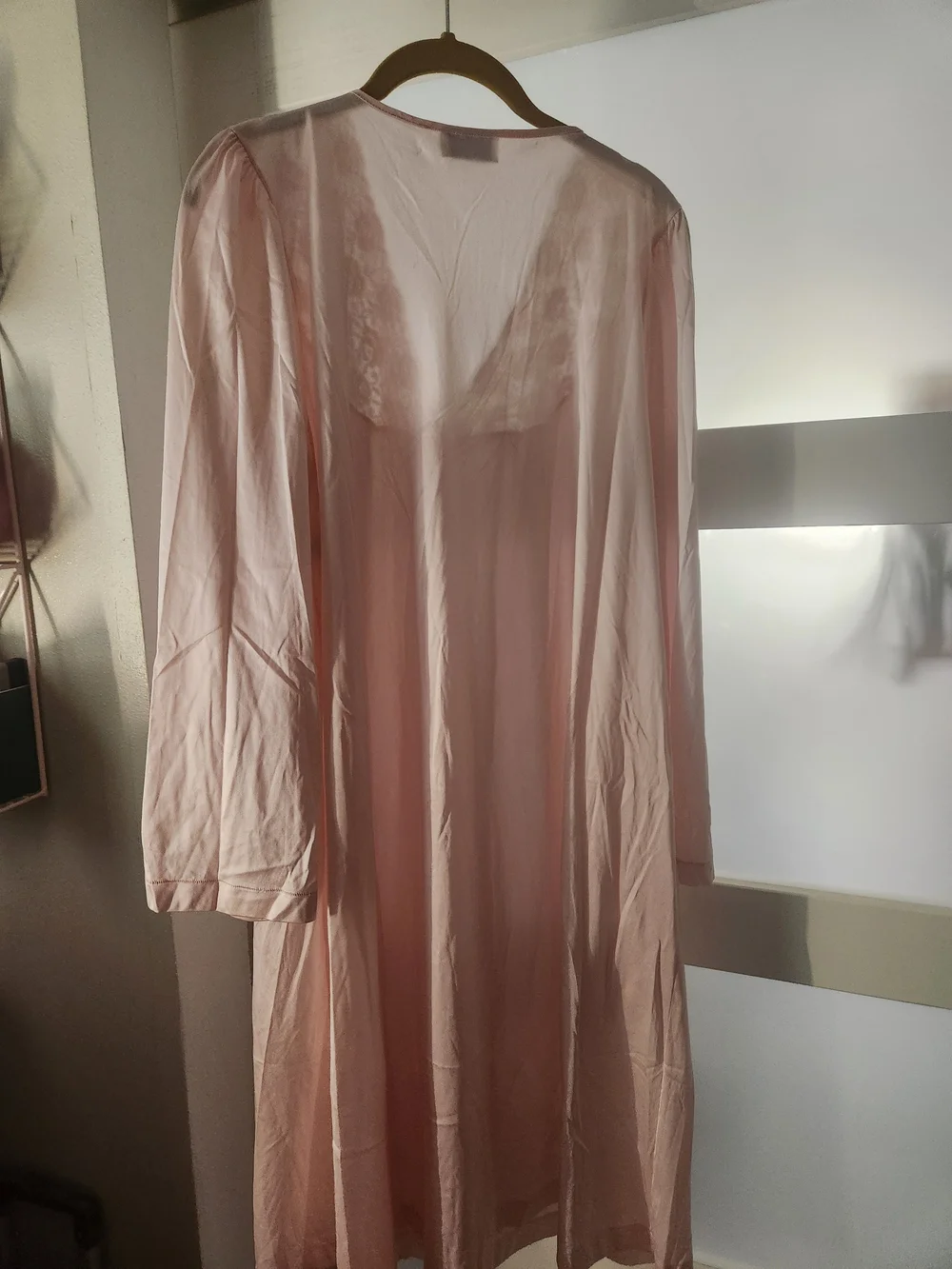 Vanity Fair Pale Pink Lace-Trim Nightgown